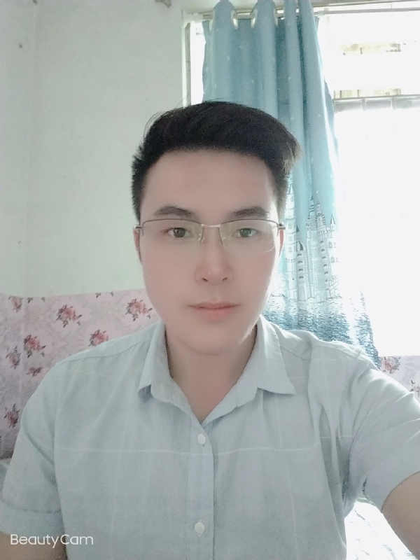 浮云的第一张照片--汕头相亲服务中心