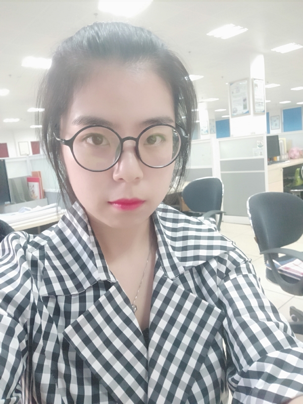 莹莹的第一张照片--汕头相亲服务中心