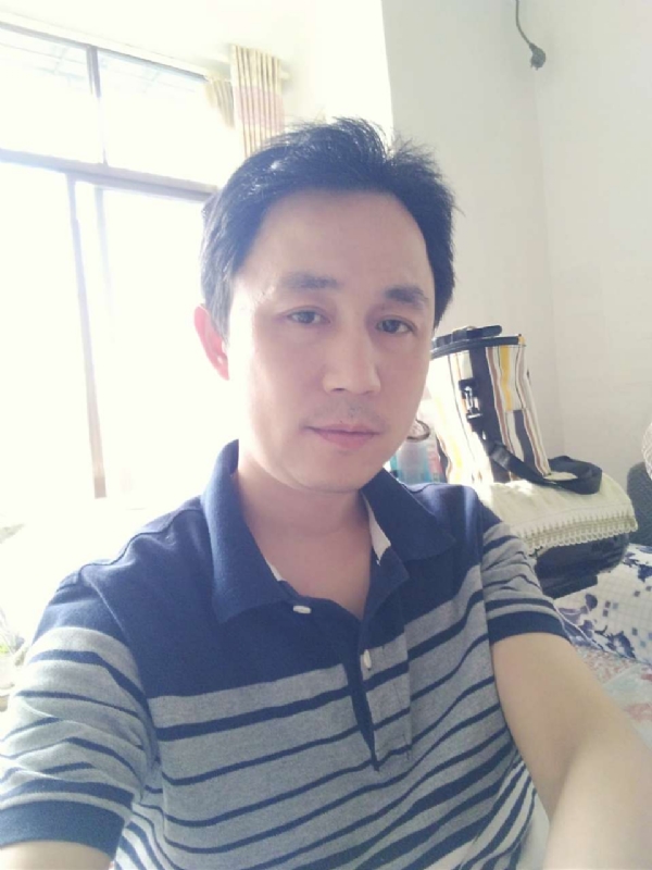 如果爱请深爱的第二张照片--汕头相亲服务中心