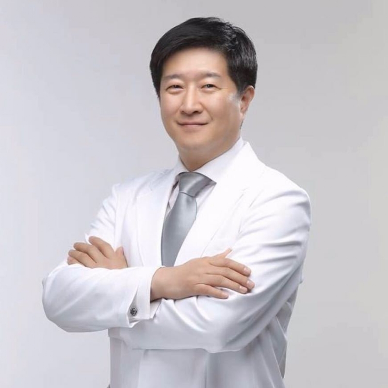 王伟的第五张照片--汕头相亲服务中心