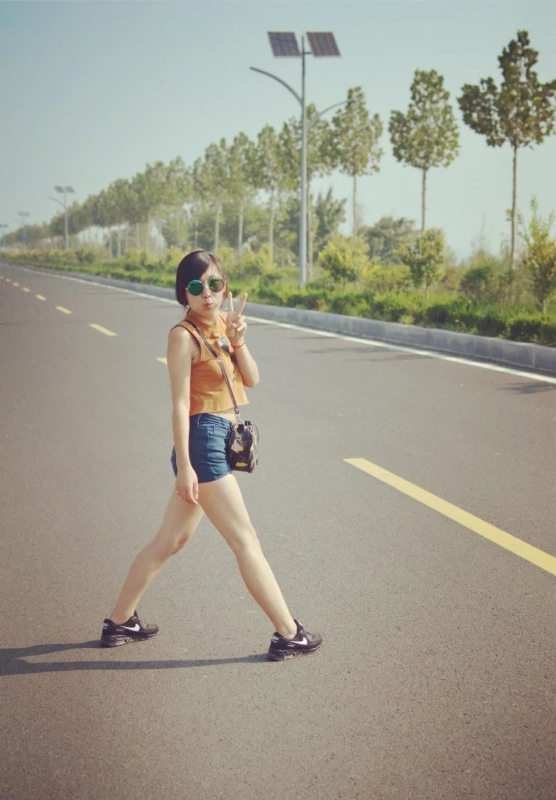 尤尤的第一张照片--汕头相亲服务中心