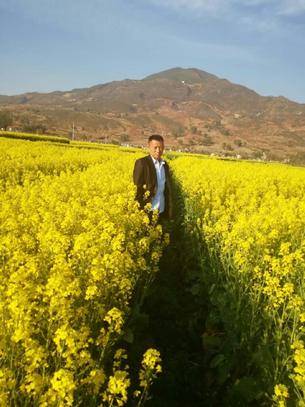 小宇的第一张照片--汕头相亲服务中心