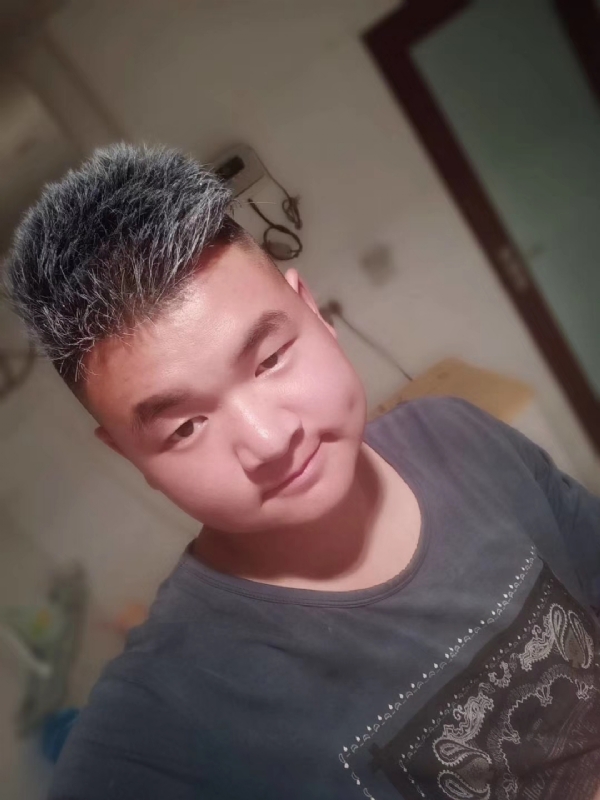 李子木的第一张照片--汕头相亲服务中心