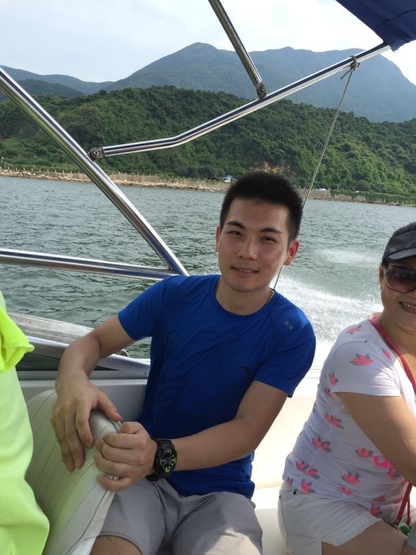 蜡笔小新的第五张照片--汕头相亲服务中心