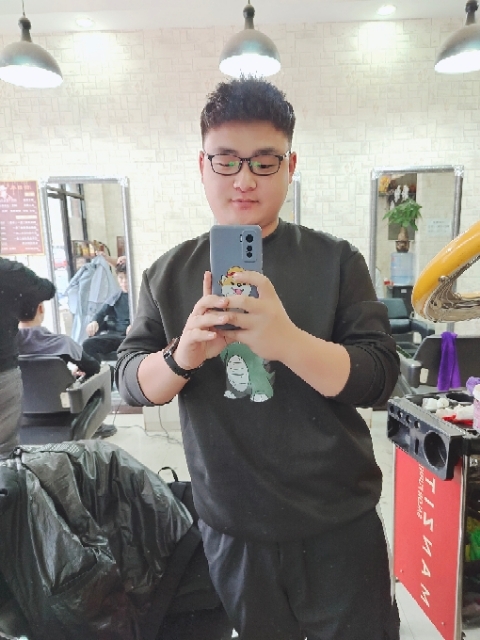 不吃香菜的第二张照片--汕头相亲服务中心