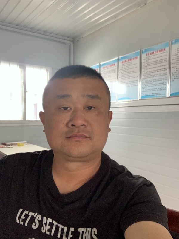 丘山??的第一张照片--汕头相亲服务中心