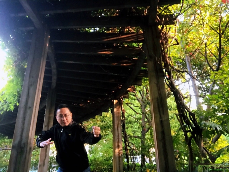 自故深情好受伤的第二张照片--汕头相亲服务中心