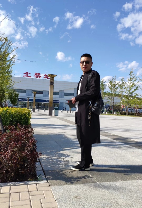 仟佰渡的第一张照片--汕头相亲服务中心