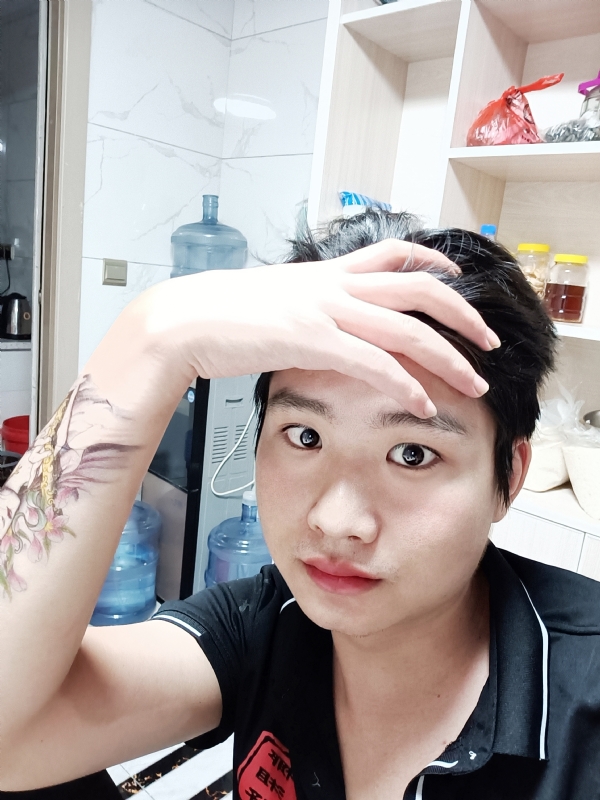 一纸荒年的第一张照片--汕头相亲服务中心