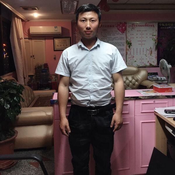 健华的第一张照片--汕头相亲服务中心