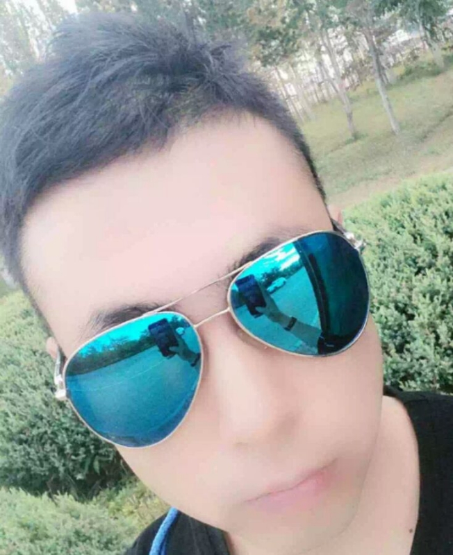 流年啊的第一张照片--汕头相亲服务中心