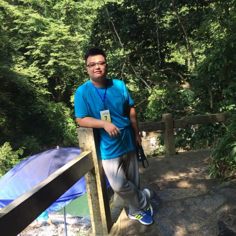 RLC的第二张照片--汕头相亲服务中心