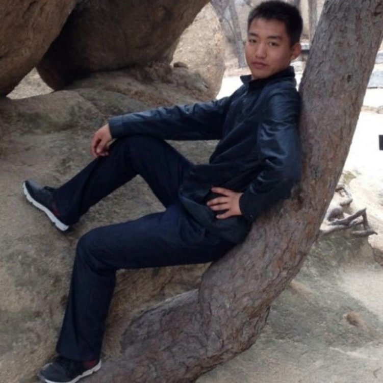 哥不帅但很坏的第一张照片--汕头相亲服务中心