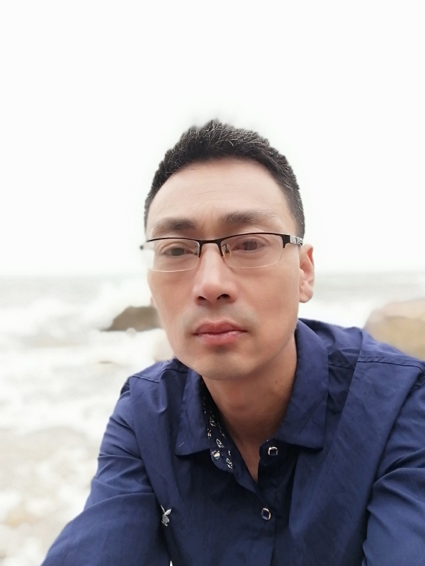 意智的第一张照片--汕头相亲服务中心