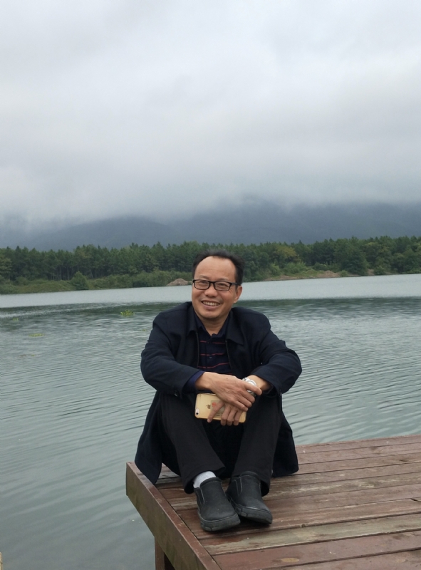 老牛的第一张照片--汕头相亲服务中心