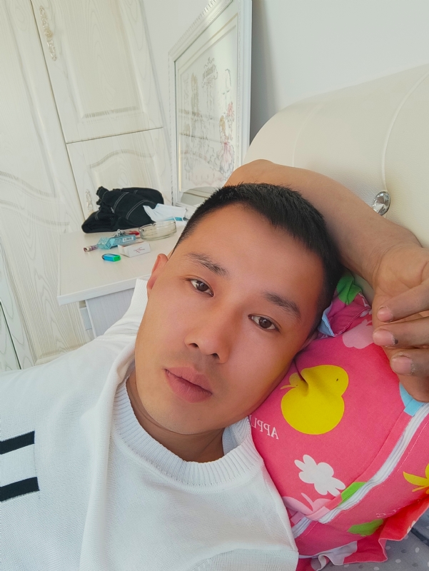 一个人的第一张照片--汕头相亲服务中心