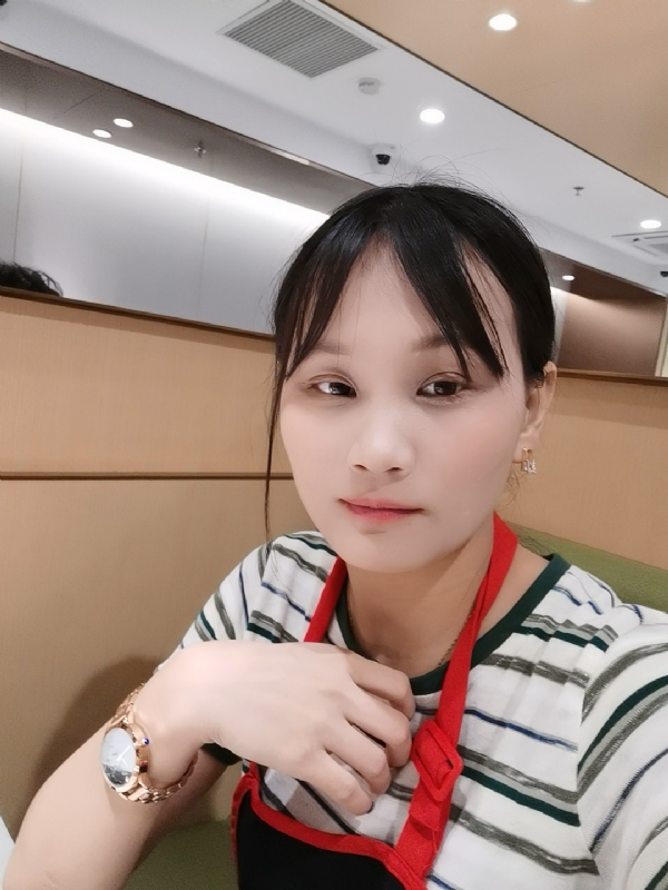 木子李的第一张照片--汕头相亲服务中心