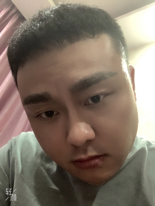 何为奈何的第二张照片--汕头相亲服务中心