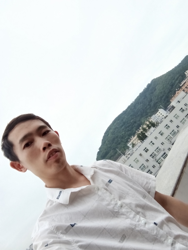 会飞的鱼的第一张照片--汕头相亲服务中心