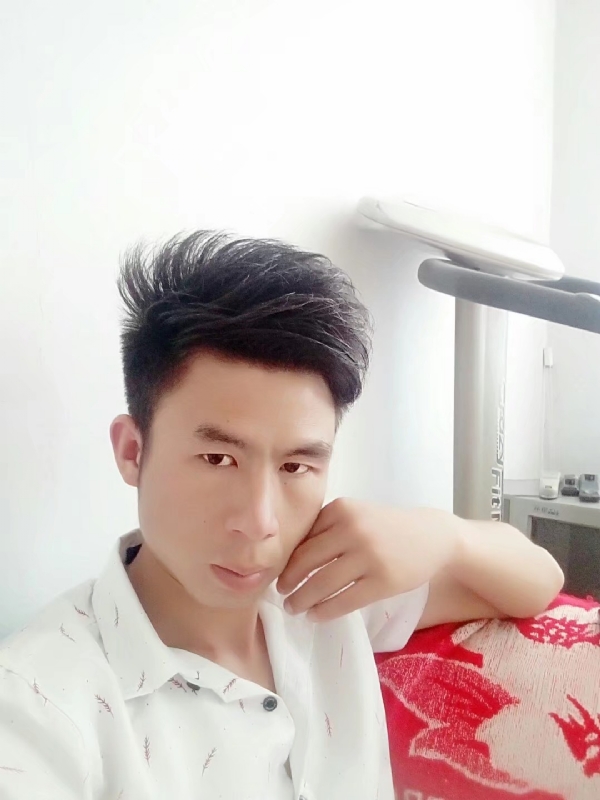 只得一人心的第二张照片--汕头相亲服务中心