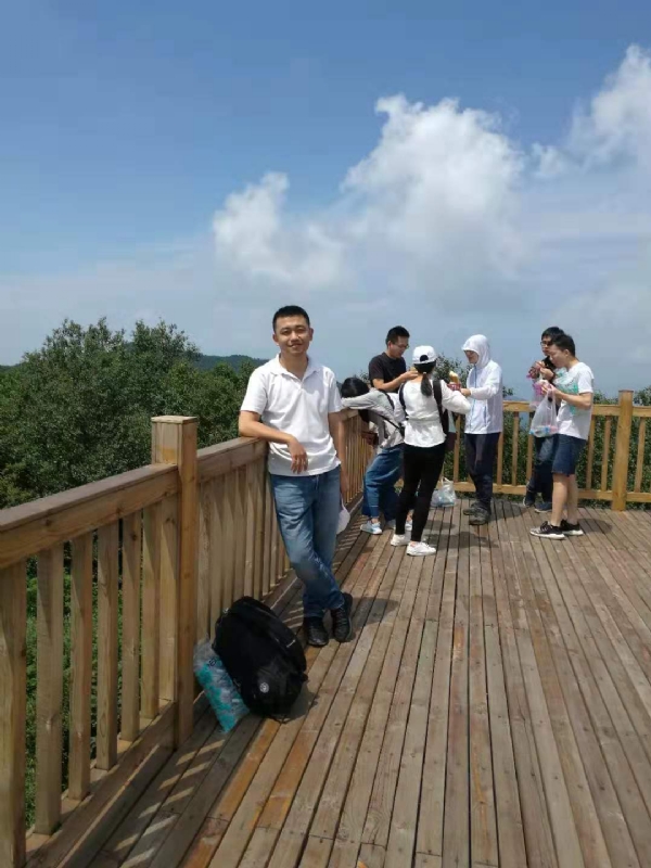 王亦之的第二张照片--汕头相亲服务中心