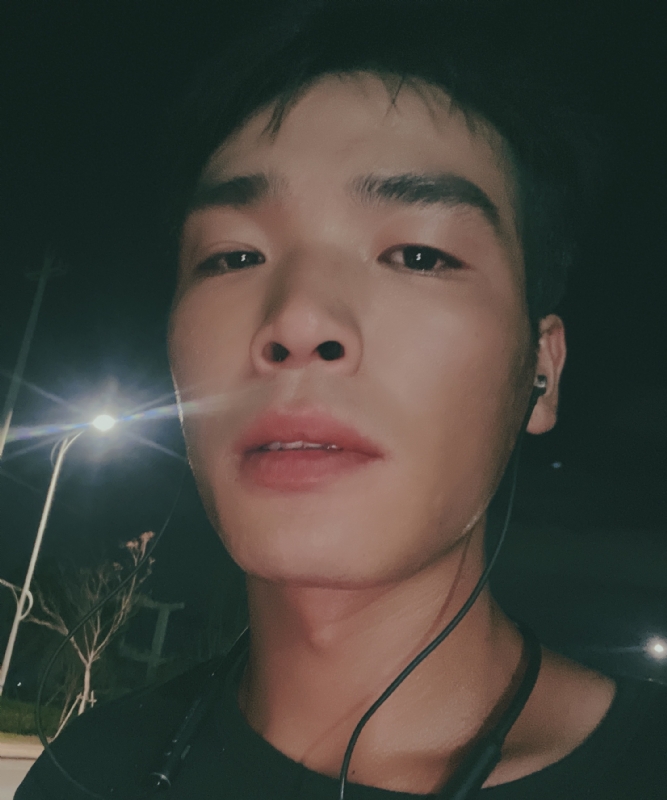 满船清梦压星河的第一张照片--汕头相亲服务中心