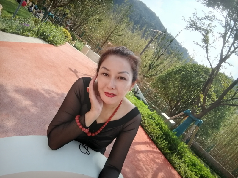 珠砂痣的第二张照片--汕头相亲服务中心