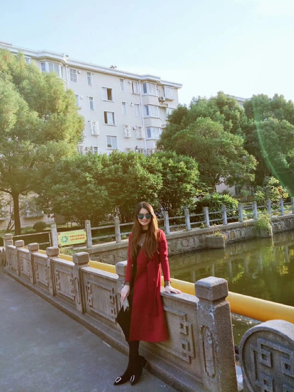 yaya的第一张照片--汕头相亲服务中心