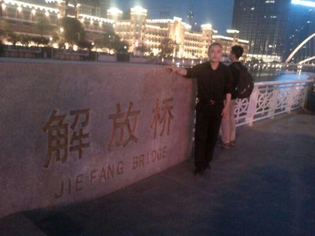 海阔天空的第一张照片--汕头相亲服务中心