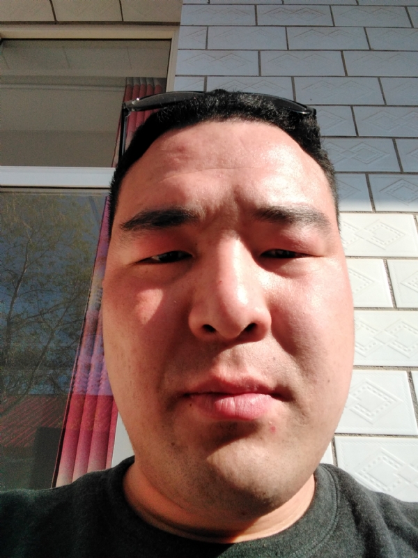 一羽垂天的第三张照片--汕头相亲服务中心