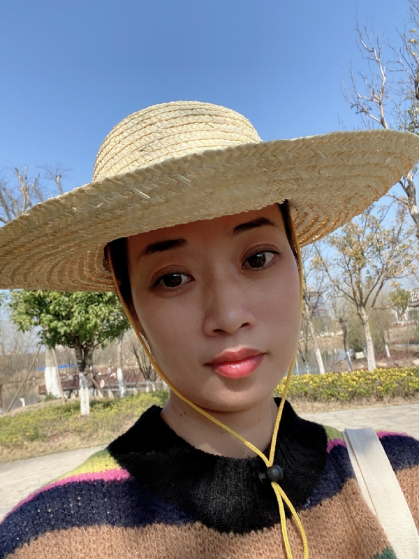 简单的第一张照片--汕头相亲服务中心