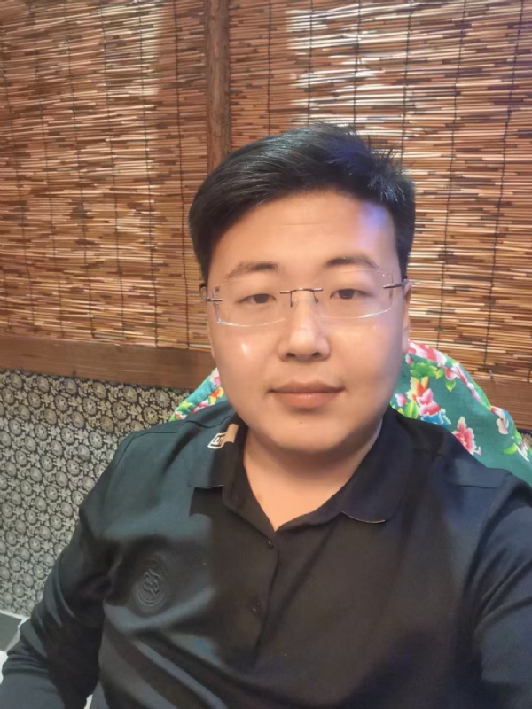 刘先生的第一张照片--汕头相亲服务中心