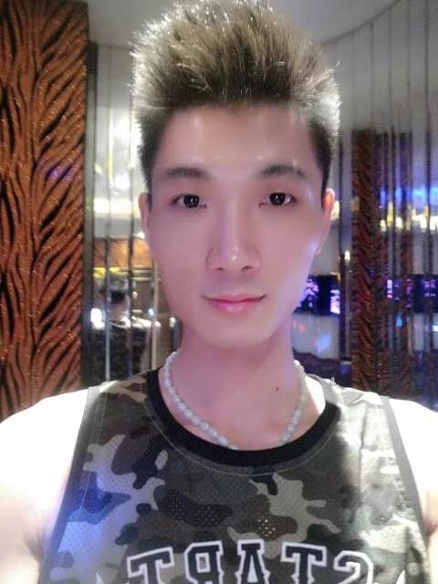 人生如戏的第一张照片--汕头相亲服务中心