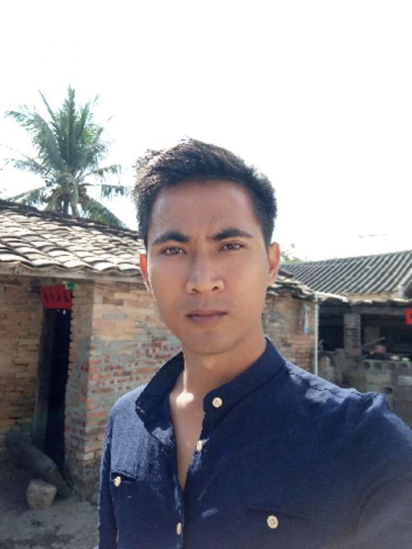 亦诺的第一张照片--汕头相亲服务中心