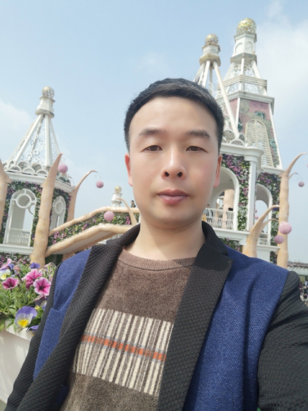 黎明的天空的第一张照片--汕头相亲服务中心