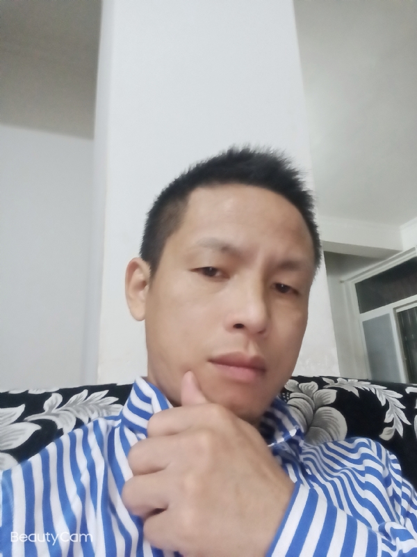 风雨40的第一张照片--汕头相亲服务中心