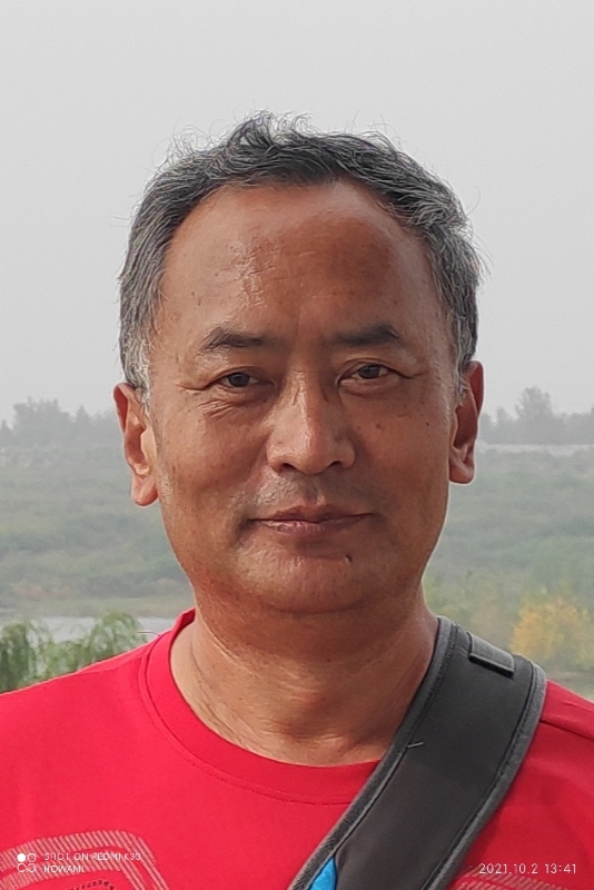 与你同行的第一张照片--汕头相亲服务中心