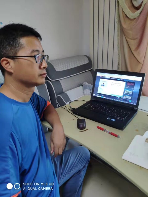 高锰酸钾的紫的第一张照片--汕头相亲服务中心