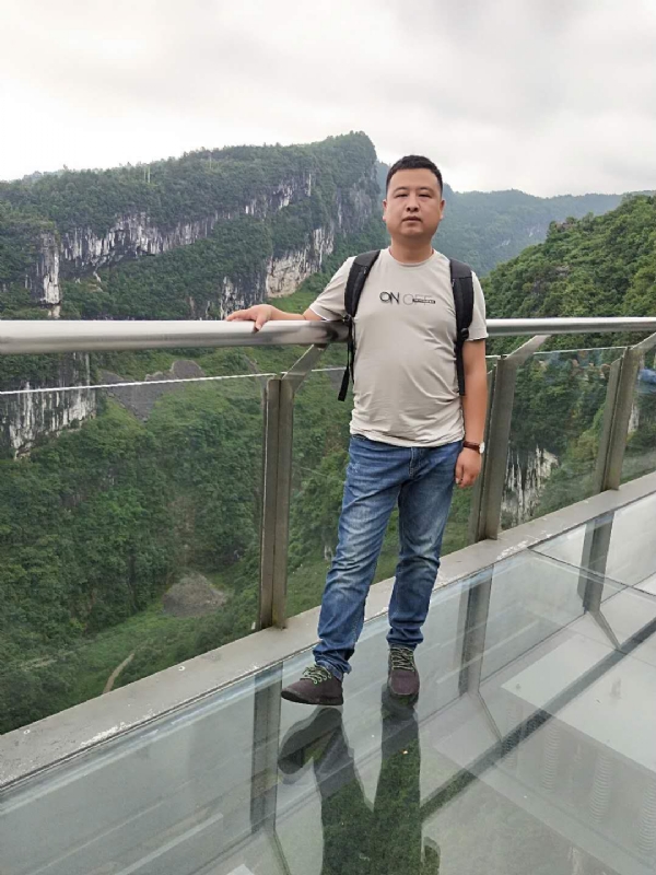 天使的第一张照片--汕头相亲服务中心