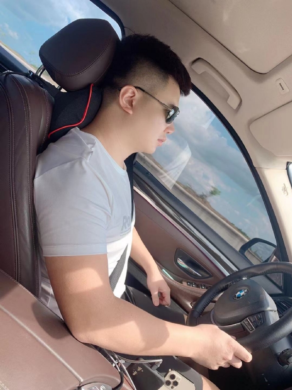 Di的第一张照片--汕头相亲服务中心