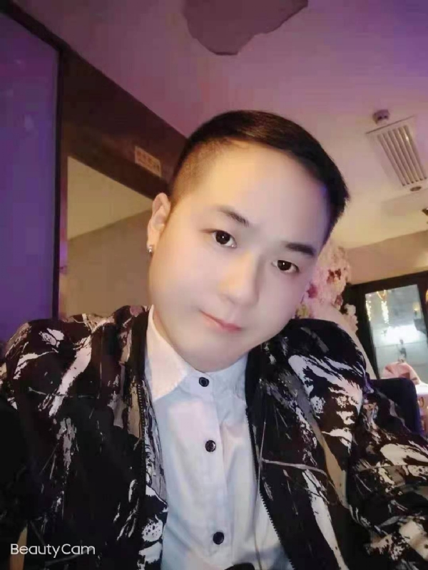 放弃一切，从头再来的第一张照片--汕头相亲服务中心