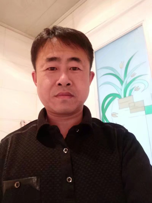 坦率的第一张照片--汕头相亲服务中心