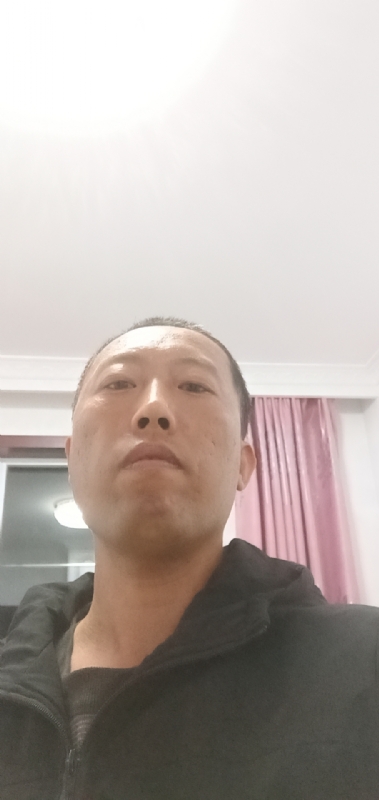 月上云端的第一张照片--汕头相亲服务中心