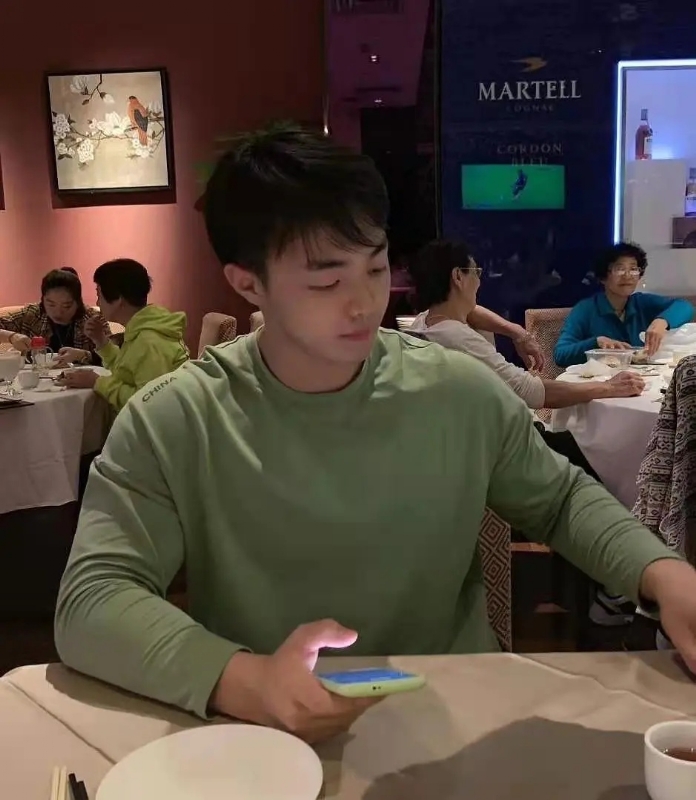 la的第一张照片--汕头相亲服务中心