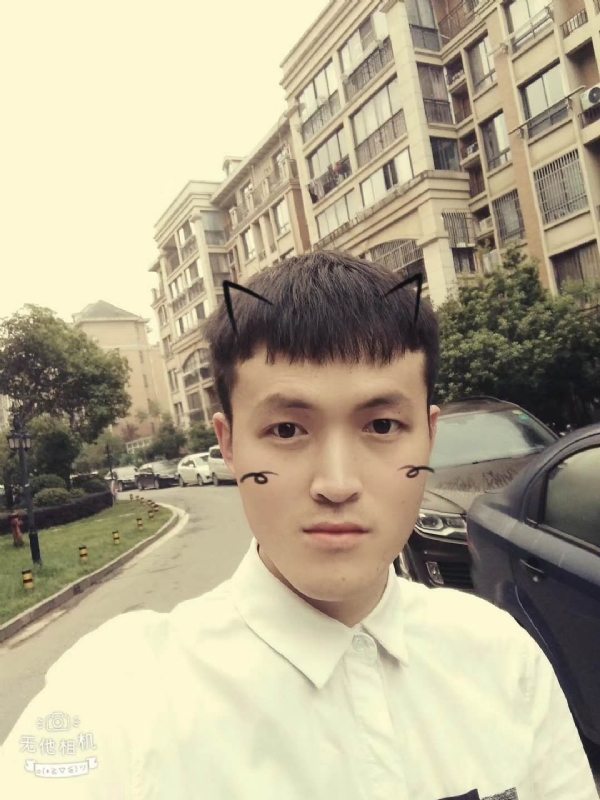 星空之下的第二张照片--汕头相亲服务中心