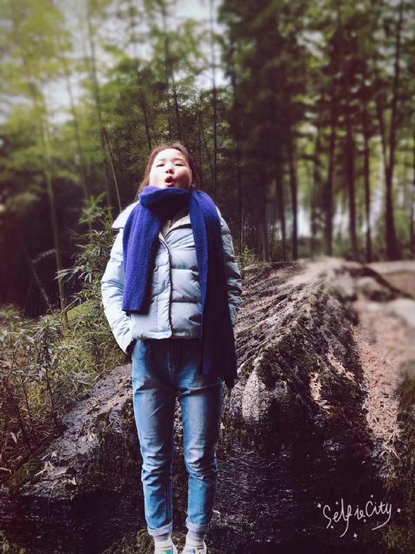 敢爱敢恨的第一张照片--汕头相亲服务中心