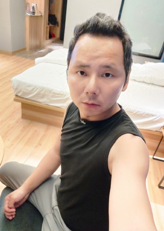 爱远的要命的第一张照片--汕头相亲服务中心