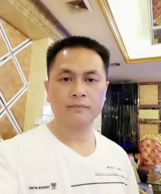 小梁的第二张照片--汕头相亲服务中心