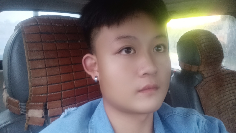 何新的第一张照片--汕头相亲服务中心