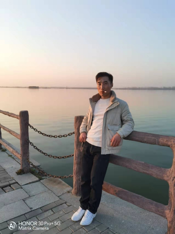 望月兔的第一张照片--汕头相亲服务中心